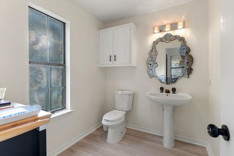 Tiny photo for 5 Valhalla CT, The Hills, TX 78738 (MLS # 6670575)
