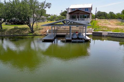208 E Lakeshore DR Sunrise Beach TX 78643