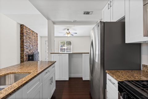 Tiny photo for 6305 Vioitha DR #B, Austin, TX 78723 (MLS # 9990470)