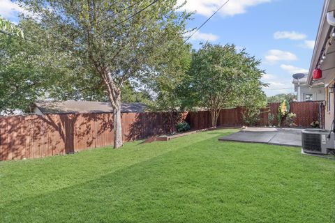 Tiny photo for 6305 Vioitha DR #B, Austin, TX 78723 (MLS # 9990470)