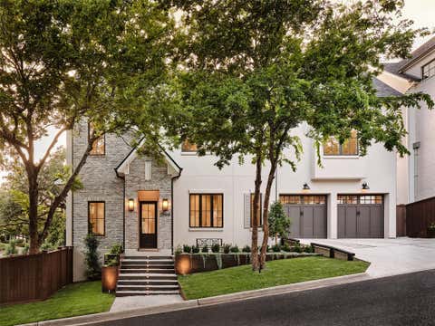 Photo of 1900 Matthews DR, Austin, TX 78703 (MLS # 4662321)