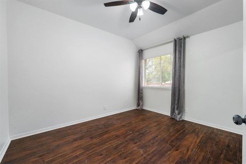 Tiny photo for 209 El Rio Dr Dr, Lakeway, TX 78734 (MLS # 3199002)