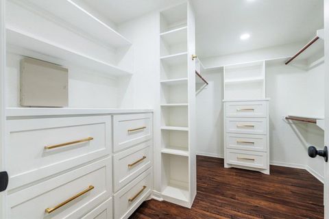 Tiny photo for 209 El Rio Dr Dr, Lakeway, TX 78734 (MLS # 3199002)