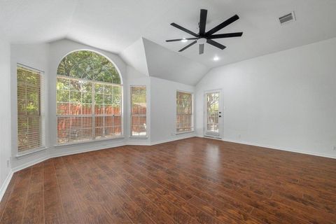 Tiny photo for 209 El Rio Dr Dr, Lakeway, TX 78734 (MLS # 3199002)