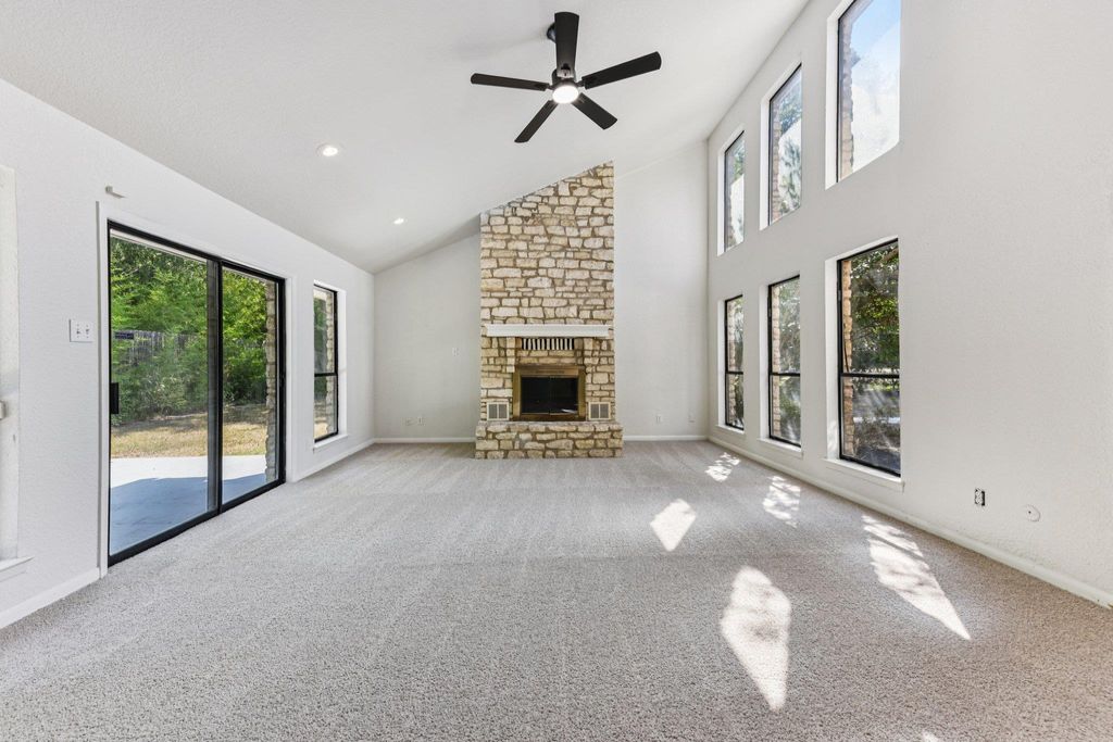 Photo of 503 Hackberry ST, Lockhart, TX 78644 (MLS # 1785550)