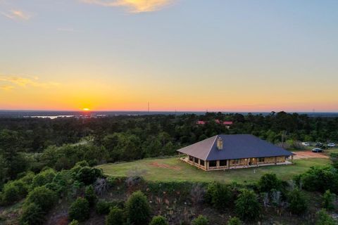 152 Pine Tree LOOP Bastrop TX 78602