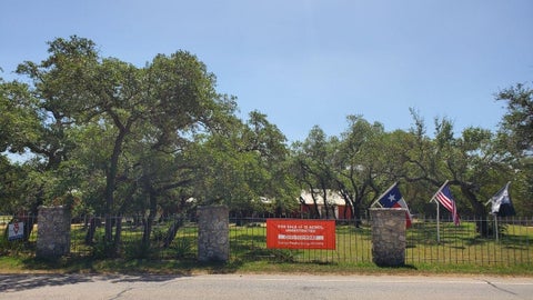 Photo of 2501 Wayside DR, Wimberley, TX 78676 (MLS # 2633734)