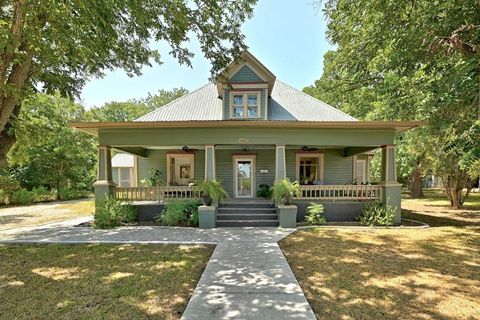 1222 W Hopkins ST San Marcos TX 78666