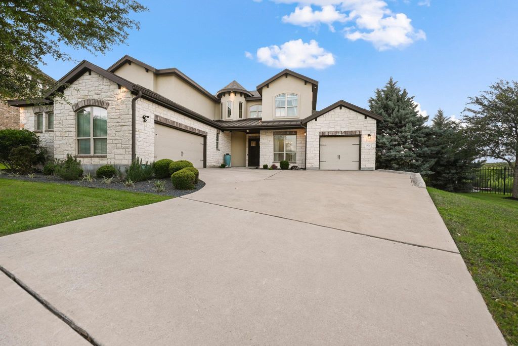 Photo of 22524 Rock Wren RD, Spicewood, TX 78669 (MLS # 7958638)