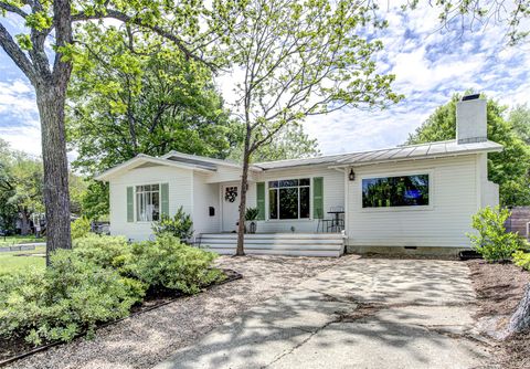 2601 Geraghty Ave Austin TX 78757