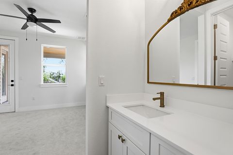 Tiny photo for 2301 E 10th ST, Austin, TX 78702 (MLS # 9290492)