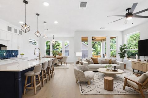 Tiny photo for 2301 E 10th ST, Austin, TX 78702 (MLS # 9290492)
