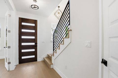 Tiny photo for 2301 E 10th ST, Austin, TX 78702 (MLS # 9290492)