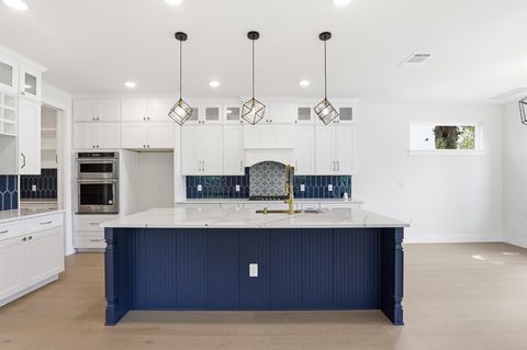 Tiny photo for 2301 E 10th ST, Austin, TX 78702 (MLS # 9290492)