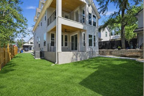 Tiny photo for 2301 E 10th ST, Austin, TX 78702 (MLS # 9290492)
