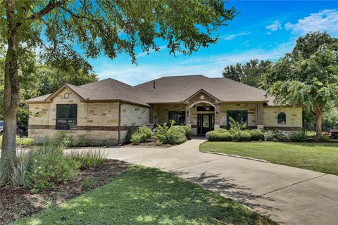 104 Standing Oak DR Georgetown TX 78633