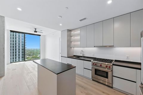 Photo of 610 Davis ST #3104, Austin, TX 78701 (MLS # 7689195)