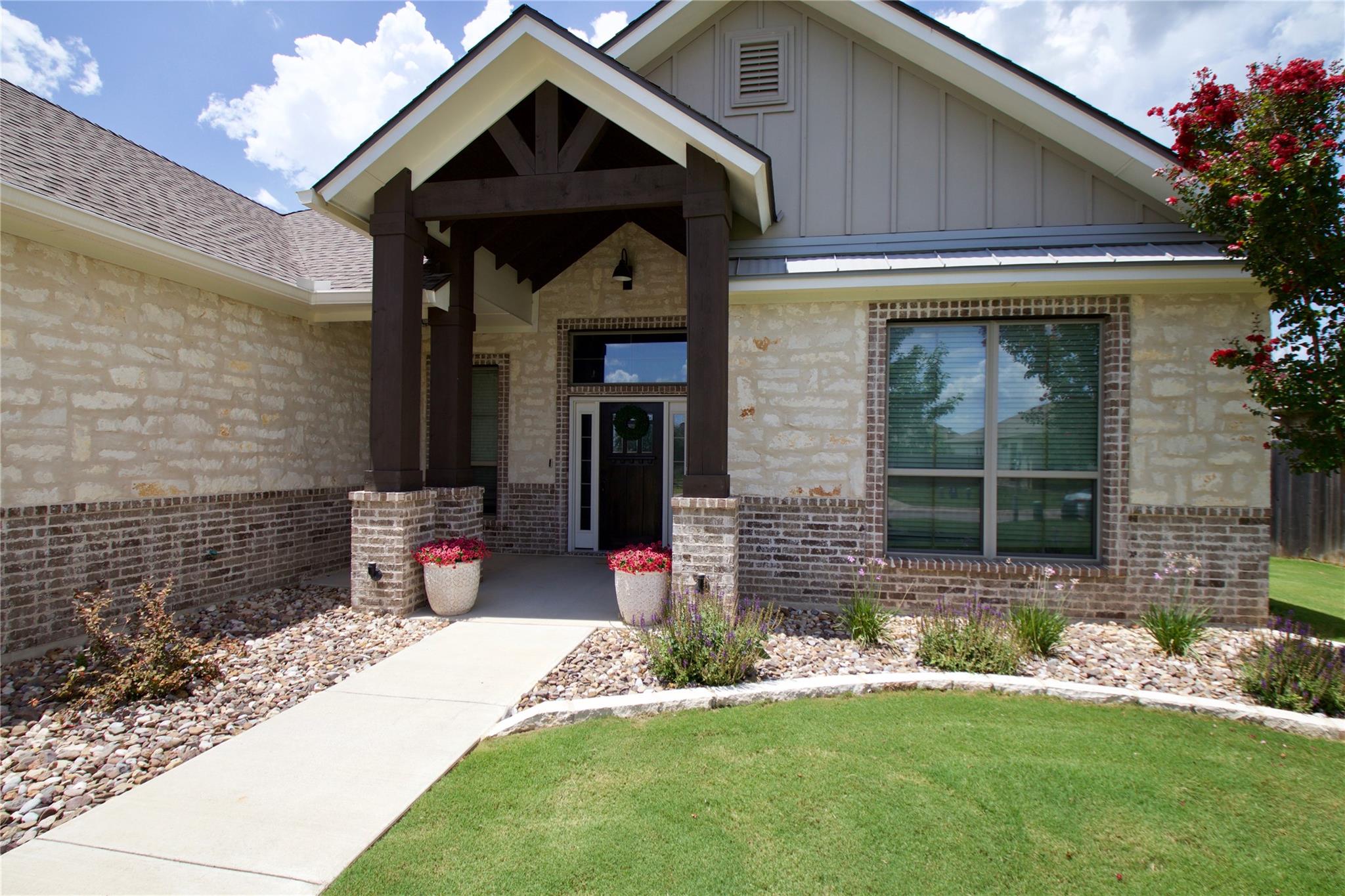 502 Bell Springs DR