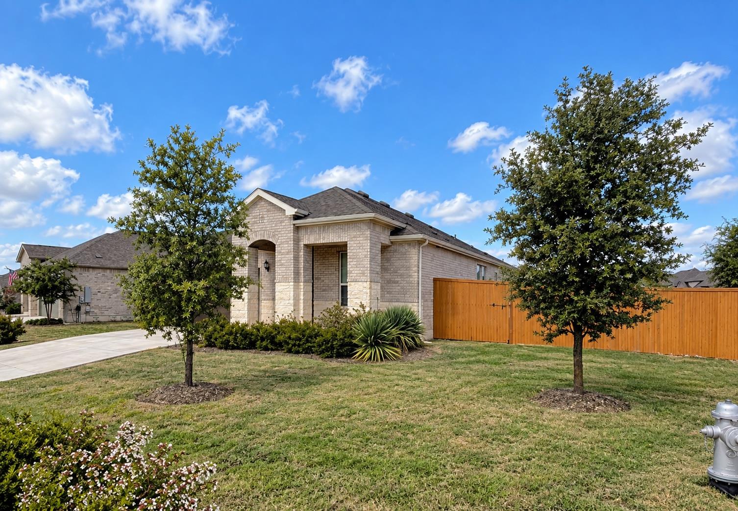 268 Fish Trap RD