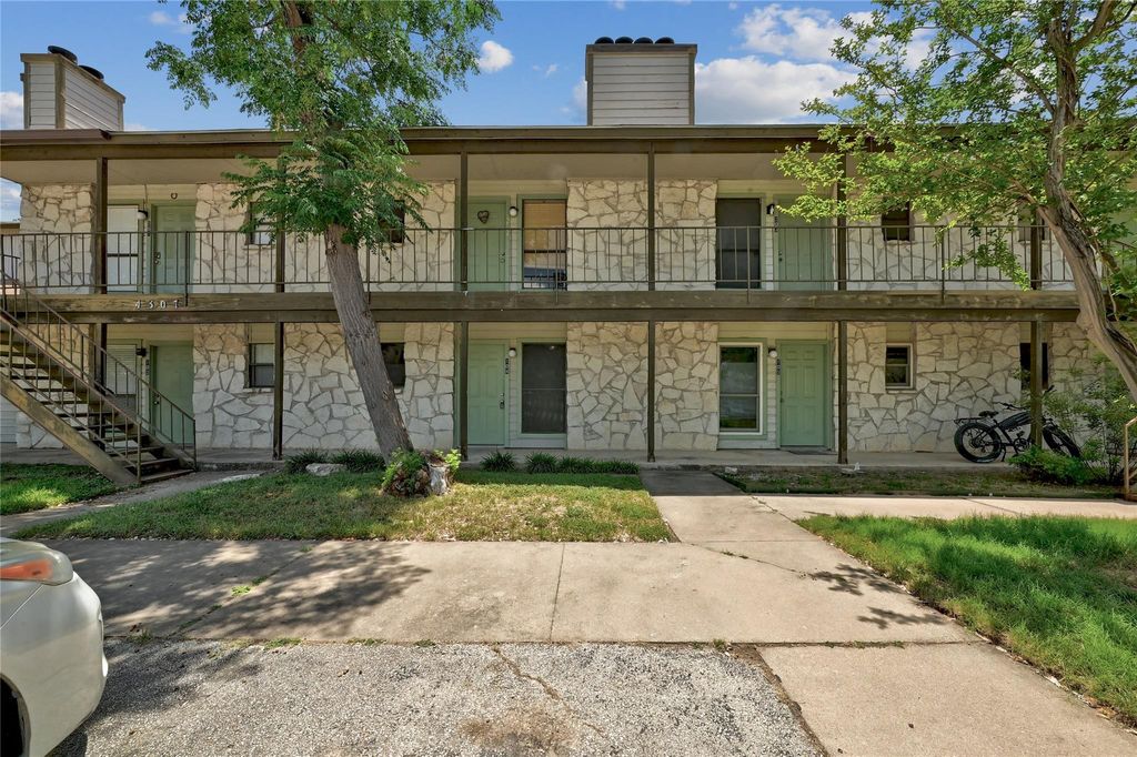 Photo for 4307 S 1st ST #104, Austin, TX 78745 (MLS # 8161578)