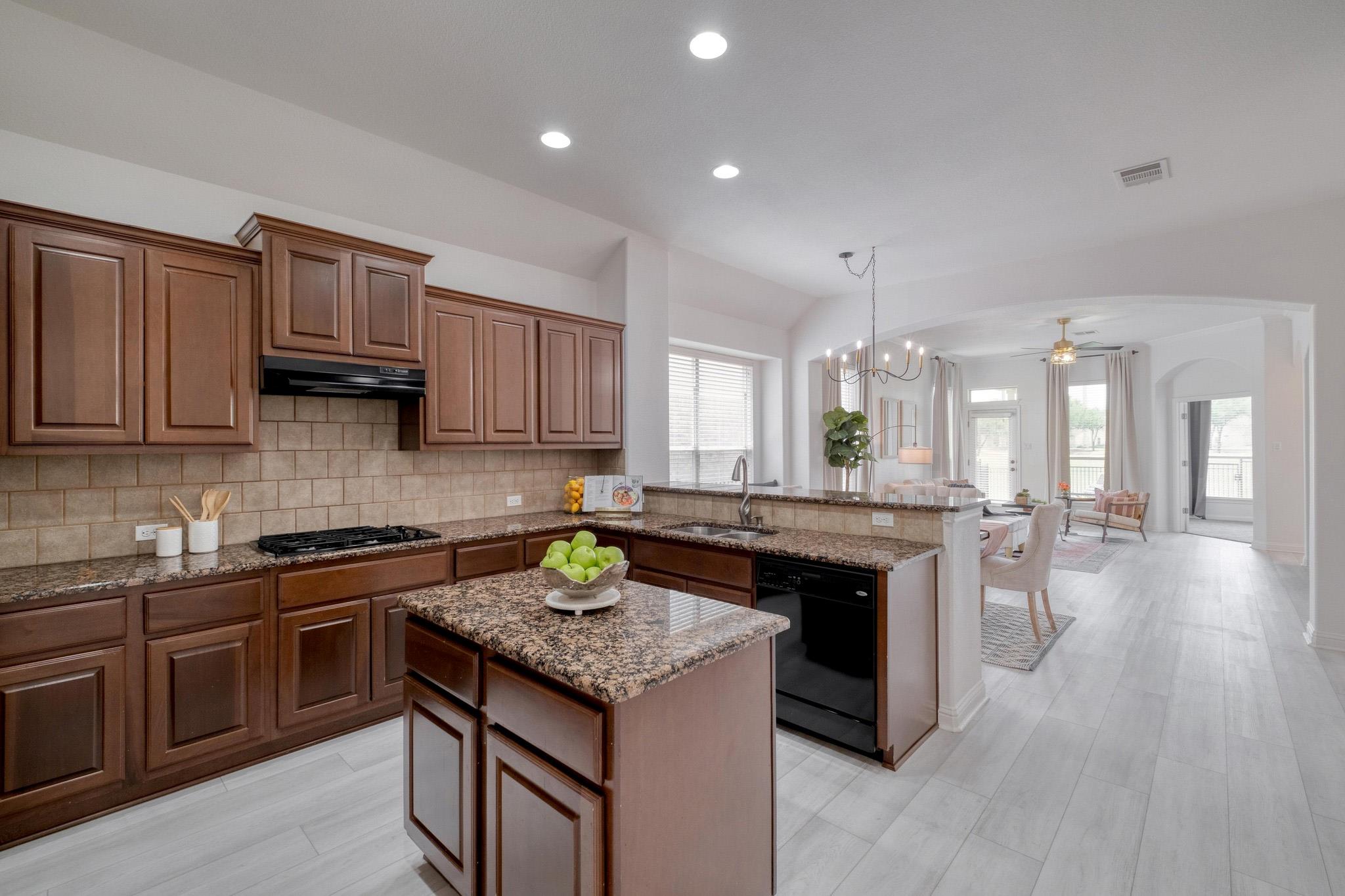 1633 Hidden Springs PATH
