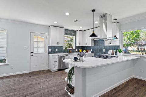 Tiny photo for 1307 Yorkshire DR, Austin, TX 78723 (MLS # 4699227)
