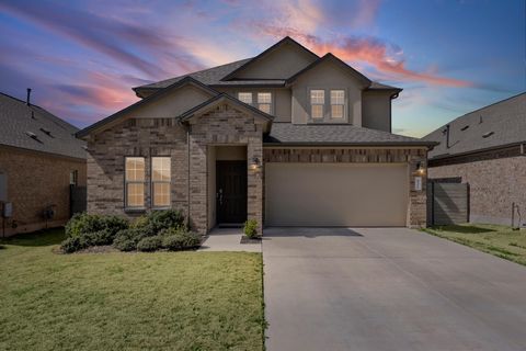 Photo of 432 Wolf Springs RD, Georgetown, TX 78628 (MLS # 1984331)
