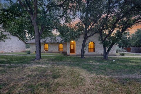 Photo of 1002 Adventure LN, Cedar Park, TX 78613 (MLS # 2664975)