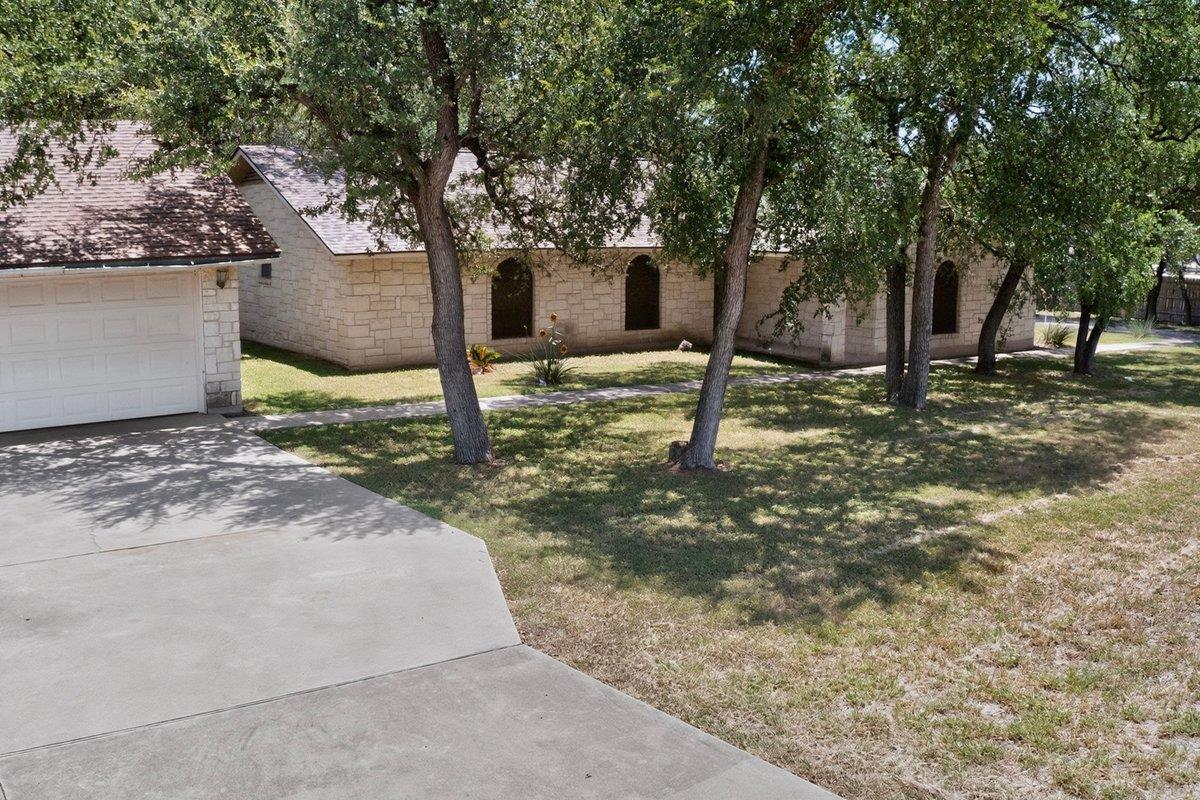 1002 Adventure LN