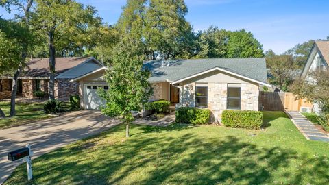 Tiny photo for 4706 Cap Rock DR, Austin, TX 78735 (MLS # 8694967)