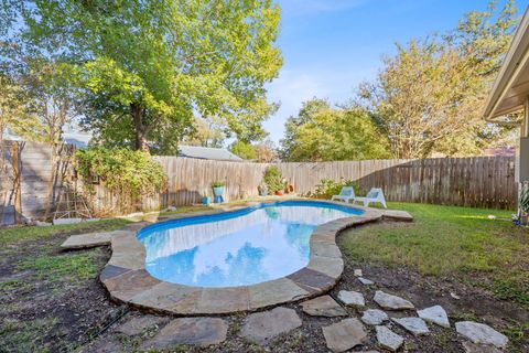 Tiny photo for 4706 Cap Rock DR, Austin, TX 78735 (MLS # 8694967)