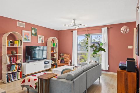 Tiny photo for 8605 Putnam DR #202, Austin, TX 78757 (MLS # 1515888)