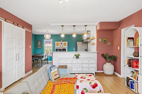 Tiny photo for 8605 Putnam DR #202, Austin, TX 78757 (MLS # 1515888)