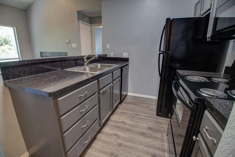 Photo of 2606 Rio Grande ST #305, Austin, TX 78705 (MLS # 4629794)