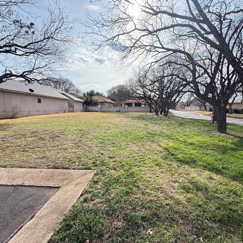 Photo of 101 Menard CT, Horseshoe Bay, TX 78657 (MLS # 3752782)