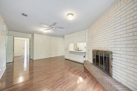 Tiny photo for 2500 Spring Creek DR, Austin, TX 78704 (MLS # 4440139)