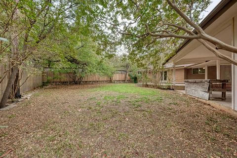 Tiny photo for 2500 Spring Creek DR, Austin, TX 78704 (MLS # 4440139)