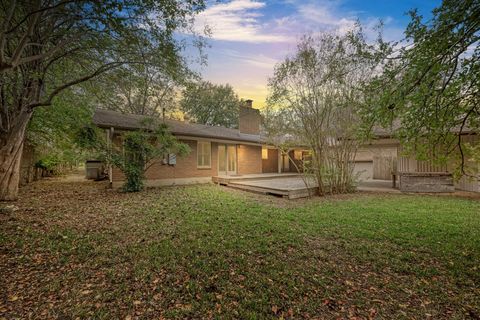 Tiny photo for 2500 Spring Creek DR, Austin, TX 78704 (MLS # 4440139)