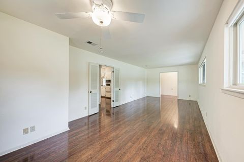 Tiny photo for 2500 Spring Creek DR, Austin, TX 78704 (MLS # 4440139)