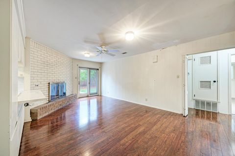 Tiny photo for 2500 Spring Creek DR, Austin, TX 78704 (MLS # 4440139)