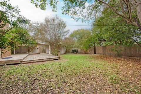 Tiny photo for 2500 Spring Creek DR, Austin, TX 78704 (MLS # 4440139)