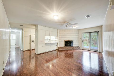 Tiny photo for 2500 Spring Creek DR, Austin, TX 78704 (MLS # 4440139)