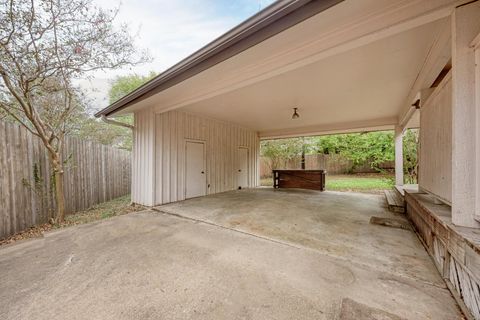 Tiny photo for 2500 Spring Creek DR, Austin, TX 78704 (MLS # 4440139)