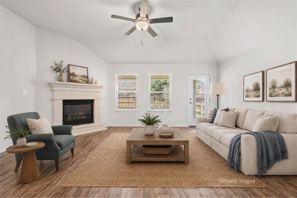 Photo of 188 Danbark DR, Buda, TX 78610 (MLS # 9731370)