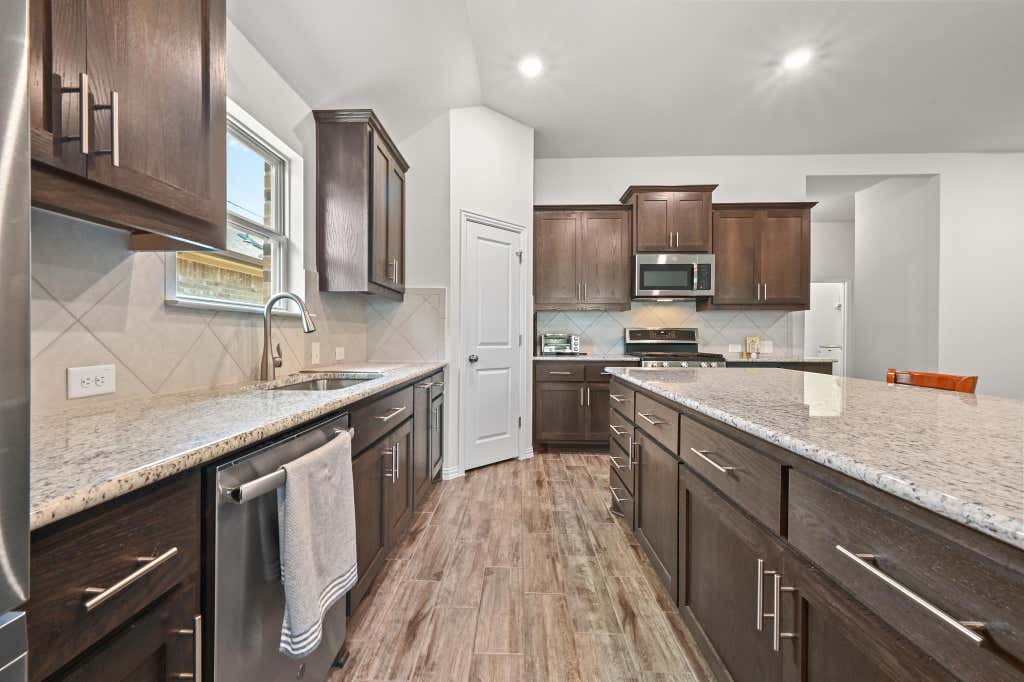 Photo of 188 Danbark DR, Buda, TX 78610 (MLS # 9731370)