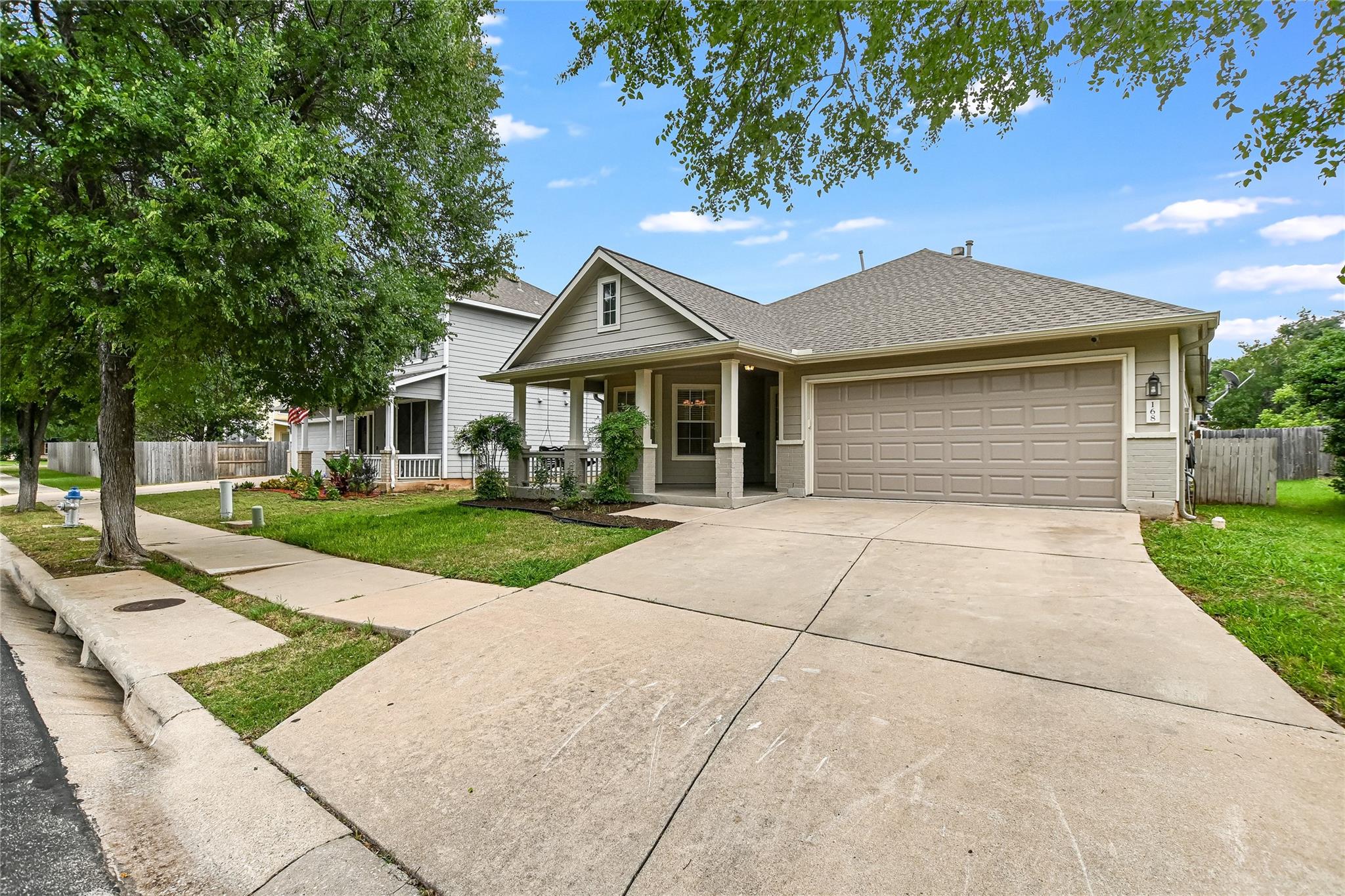 168 Hickory LN