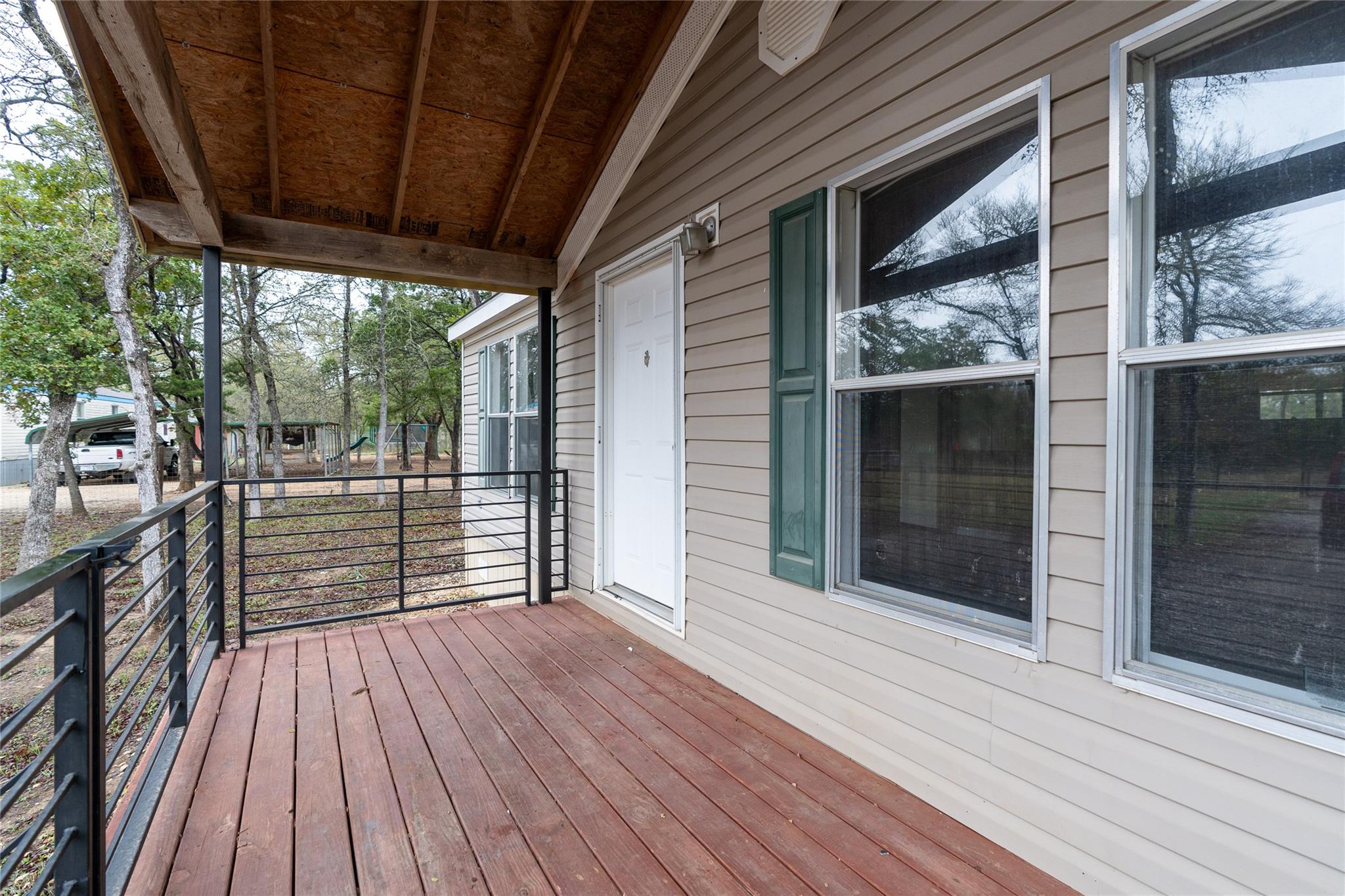 362 Saint Johns RD
