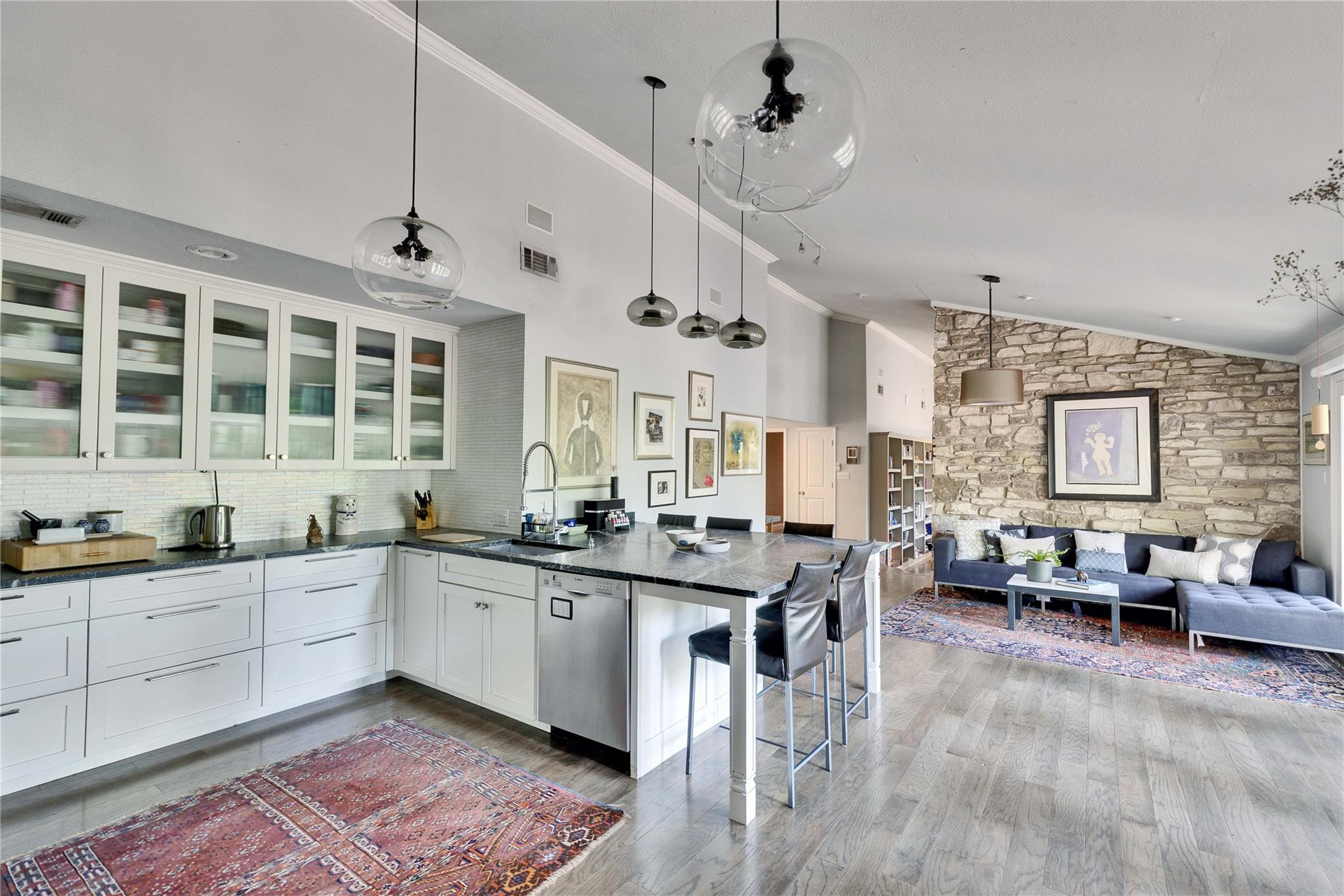 2602 Rollingwood DR