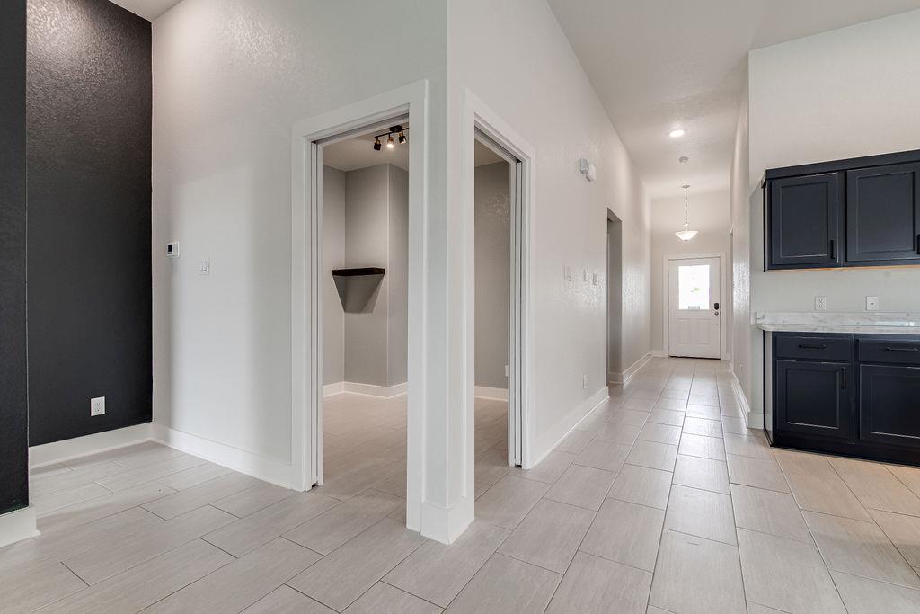 220 Riley LN