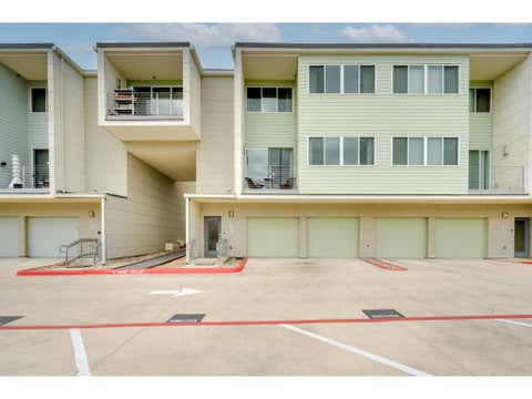 Photo of 604 N Bluff DR #205, Austin, TX 78745 (MLS # 4957672)